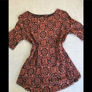 Loft Paisley T shirt size Small
